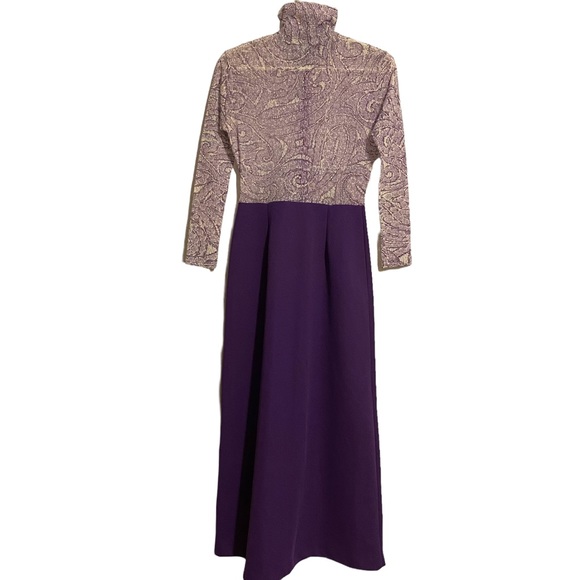 Vintage 70s Psychedelic Purple Lace Maxi Dress - Picture 9 of 12